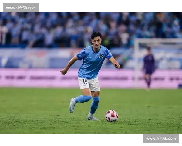 安永佳、陈晋一、周缘德领衔！中国香港东亚杯 47 人初选名单公布