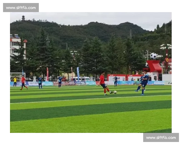 第二届 “拉市嗨超” 开赛:绿茵场点燃乡村热血